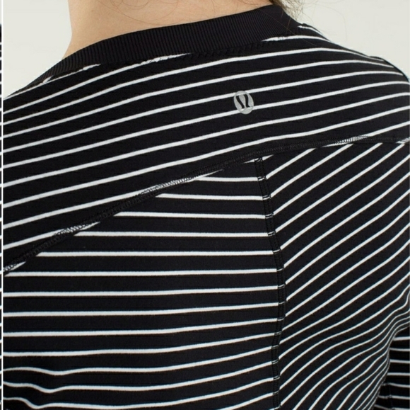 Lululemon Base Runner Long Sleeve - Picture 6 of 12